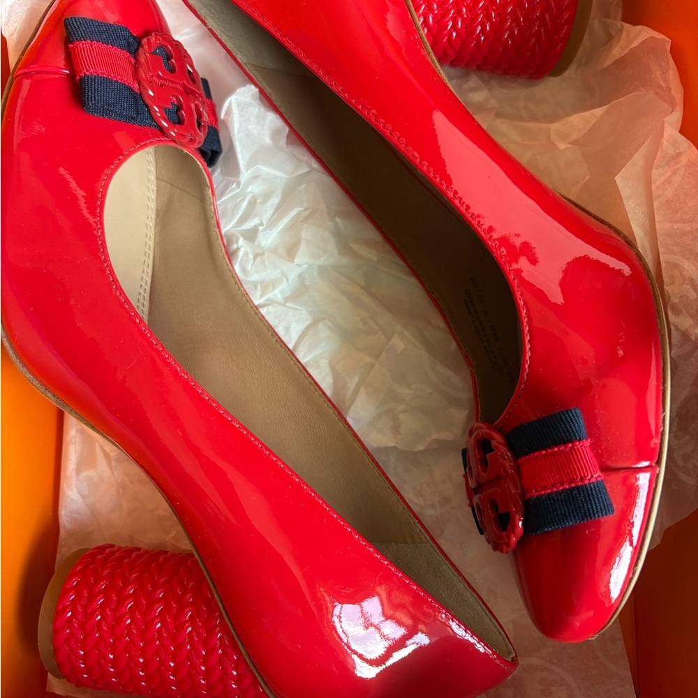 Tory Burch Red Patent Leather Heels with Navy Accents
